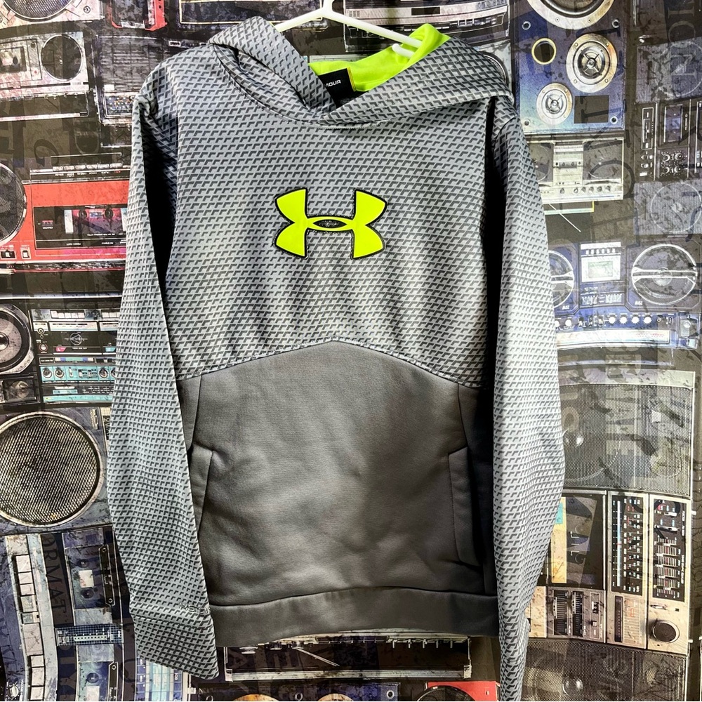 Under Armour Cold Gear Hoodie Long Sleeve - Youth Size Medium